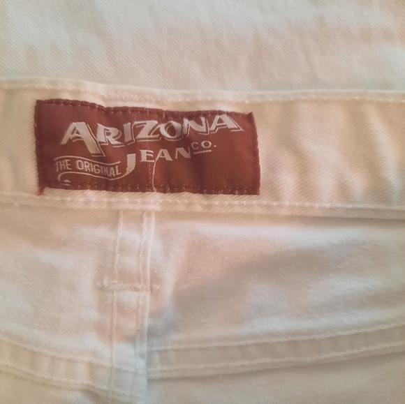 Arizona slim straight leg white jeans tall 30x34 *Y - Picture 4 of 6